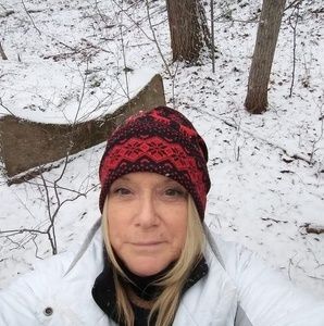 Meet your Posher, Sharon